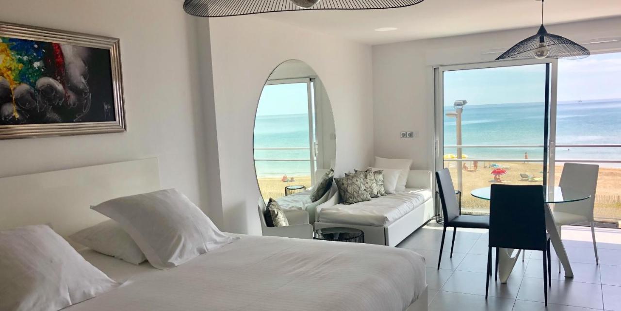Le Nautilia Residence De Luxe "Reservee Aux Couples" Agde Exterior photo
